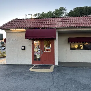 the front of the restaurant