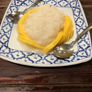 Mango sticky rice