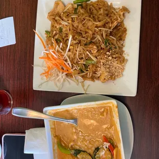 Paid Thai and red curry