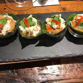 Mieng Kum (Leaf-wrapped Bite-Size)