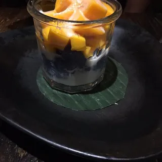 Mango Sticky Rice (Seasonal)