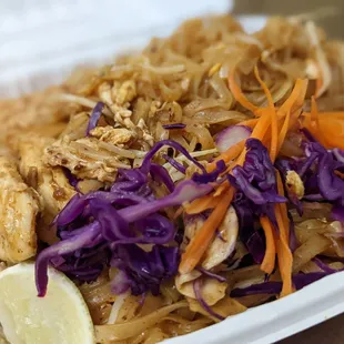 Chicken pad thai