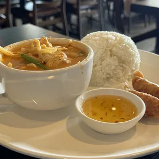 L11. Panang Curry Lunch Special
