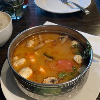 Tom Yum soup (lemongrass soup)