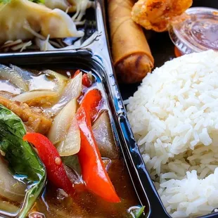 Spicy basil with tofu