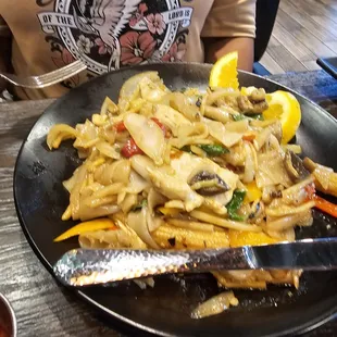 Drunken Noodles w/ Chicken