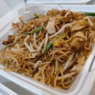 Pad Thai - very good!