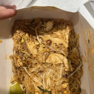 Pad Thai with chicken