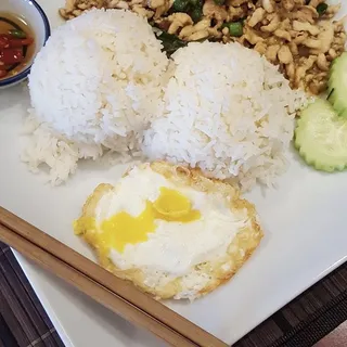 Kapow Gai with Fried Egg Special