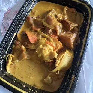 Chicken yellow curry