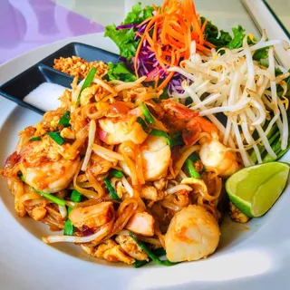 57. Pad Thai Seafood