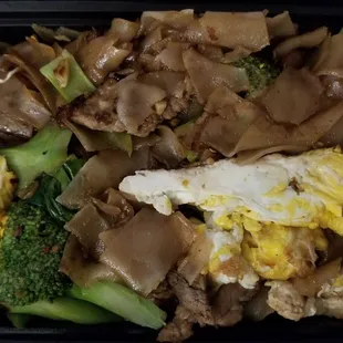 pad see ew with beef