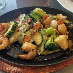 Seafood hot plate