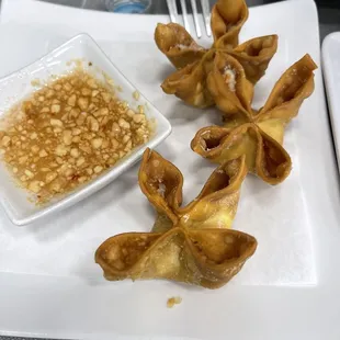 A5. Crab Rangoon (4)