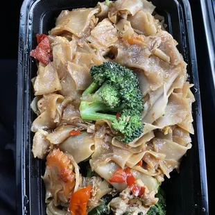 L2. Pad See-Ew (Extra Hot)