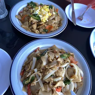 Drunken Noodle Dinner and Pad See Ew Dinner - both were pretty sweet for my taste