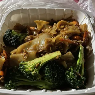 noodle dish, food, noodles, ramen, ramen and noodles, noodle soup