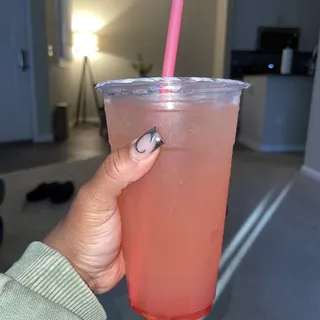 L3. Iced Strawberry Lemonade