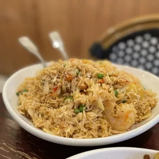 40 - PINEAPPLE FRIED RICE