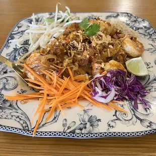 sushi, sashimi, sushi and sashimi, food