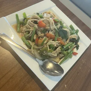 Lunch - Sticky Basil Chicken