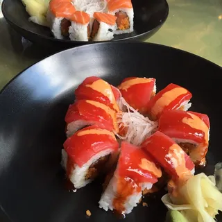 Kimchee Tuna Roll