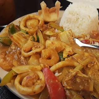 Yellow Curry Seafood