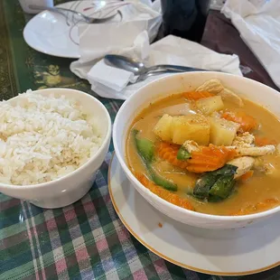 Pineapple chicken with white rice.