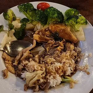 #18 Garlic w/chicken added rice. So very delicious!!