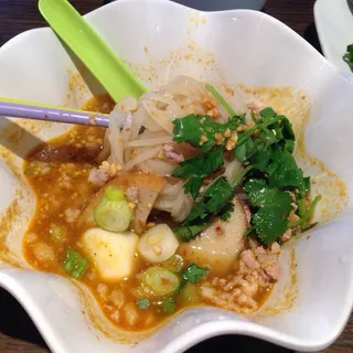 Tom Yum Noodle