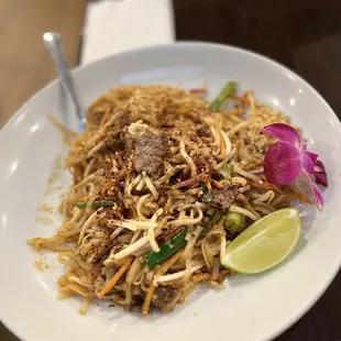 Spicy Beef Pad Thai