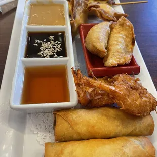 Thailicious Sampler - everything was tasty