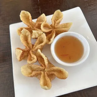 Crab Rangoon (4)
