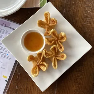 Crab Rangoon