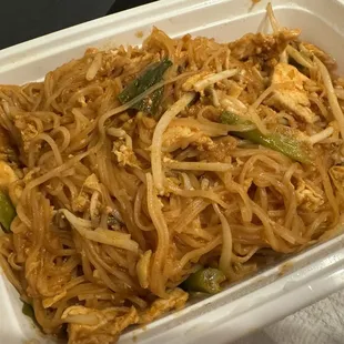 Chicken Pad Thai Noodle