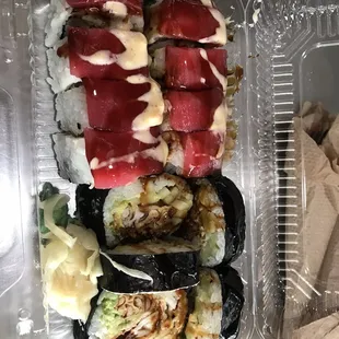 Red dragon and spider roll