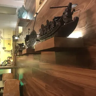 sushi and sashimi, interior