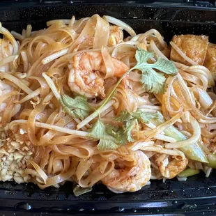 Pad Thai Noodle. Not authentic. 3/5. IG: @amei.eats