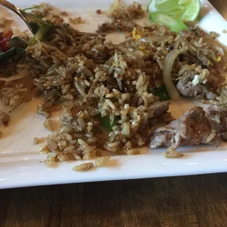 Rice Topped with steamed chicken