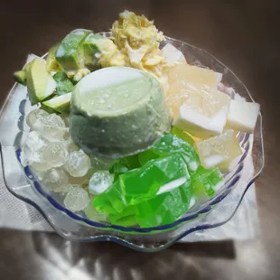 Avocado durian pudding