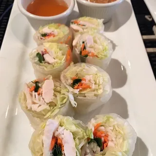 Fresh Salad Roll with Chicken