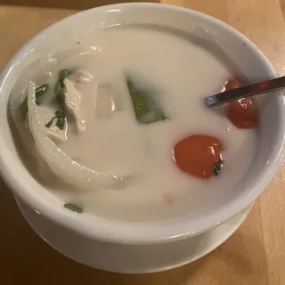 Tom Kha (Coconut Milk)