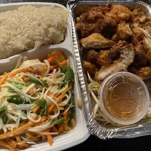 Fried chicken pad Thai and Som Tum Papaya with Sticky Rice