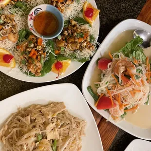 N2. Pad Thai Dinner A25. Som Tum Papaya with Sticky Rice Dinner A11. Yummy Lettuce Dinner