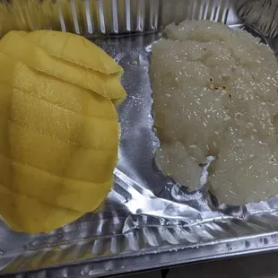 Mango with Sweet Sticky Rice dessert $8.50 - Thaination 5/2022