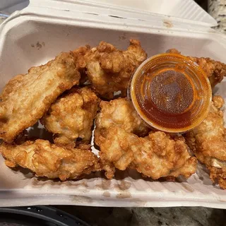 Thai Style Fried Chicken Wings