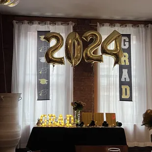 ramen and noodles, interior