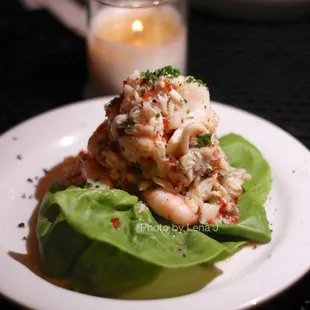 Thames Street Seafood Salad ($14) - blue crab, gold shrimp, calamari, scallops, citrus vinaigrette. Quite good value, lots of seafood