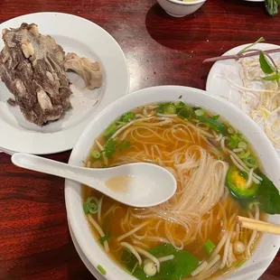 Pho Tai