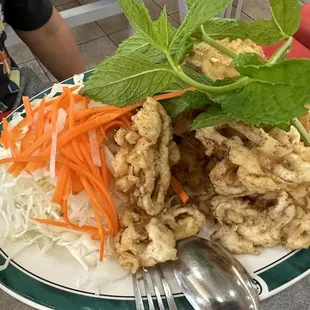 Dry tasteless calamari Original with no sauce Unless you ask